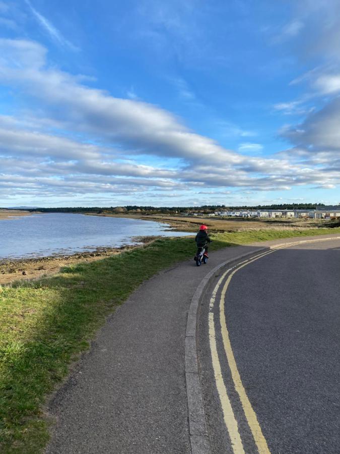 Beachfront Lodge, Lossiemouth Bay Exterior foto